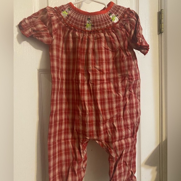 Other - NWT Smocked Snowman Bubble Romper